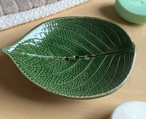 Draining Leaf Soap Dish